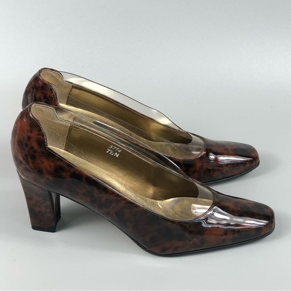 J. Renee Women’s Animal Print Pump Heels Size 7.5N - Picture 5 of 9